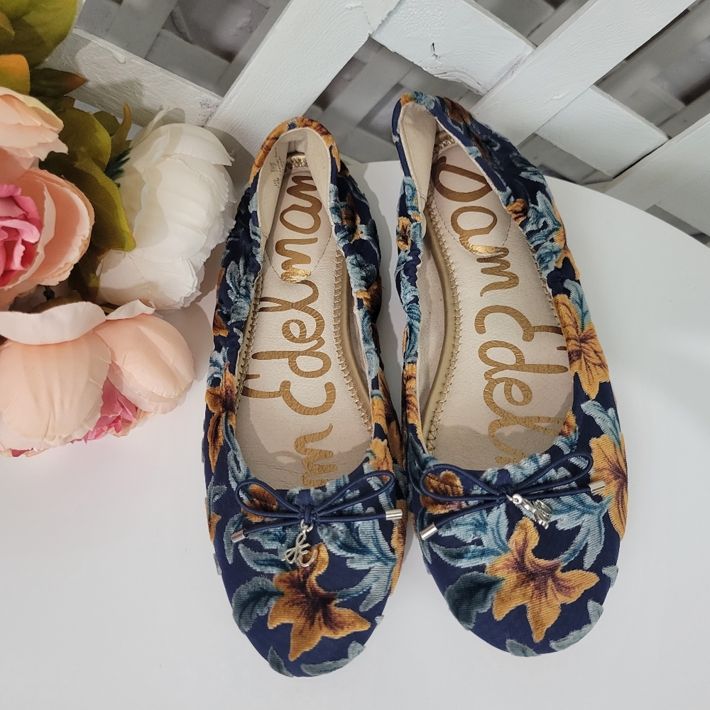 Sam Edelman Felicia Ballet Flat Baltic Navy Floral Velvet Flat Size 7.5 - Picture 2 of 8